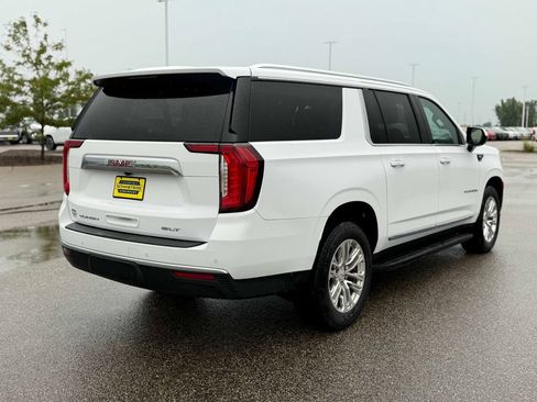 Used 2021 GMC Yukon XL SLT AWD/4WD image 6