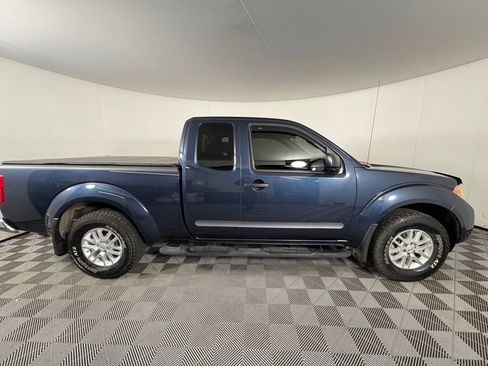 Used 2019 Nissan Frontier SV image 8