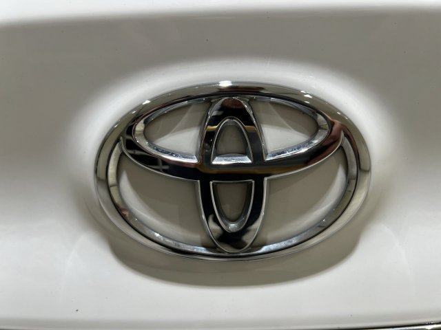 Used 2017 Toyota Camry XLE FWD image 28
