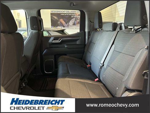 Used 2024 Chevrolet Silverado 1500 LT AWD/4WD image 12