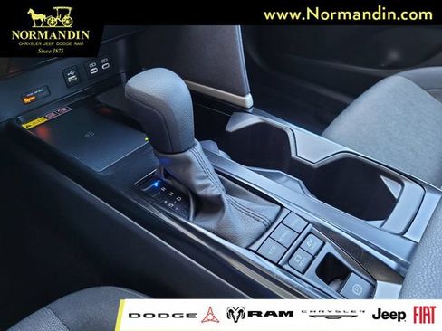 Used 2025 Toyota Camry LE FWD image 12