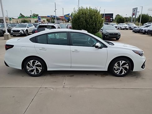 Used 2025 Subaru Legacy Premium image 7