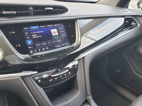 Used 2022 Cadillac XT6 Sport w/ LPO, Onyx Lite Package image 32