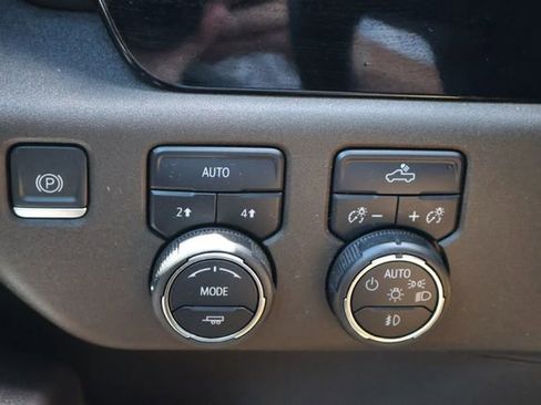 Used 2024 Chevrolet Silverado 1500 RST w/ Protection Package AWD/4WD image 16