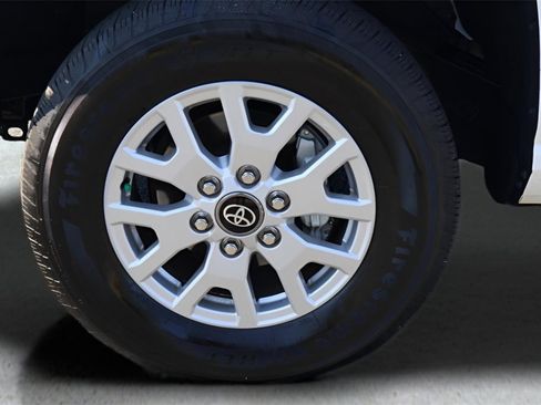 Used 2024 Toyota Tacoma SR image 9