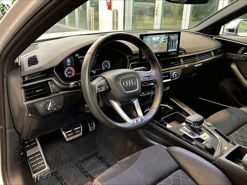 Used 2023 Audi S4 Premium Plus w/ Premium Plus Package image 18