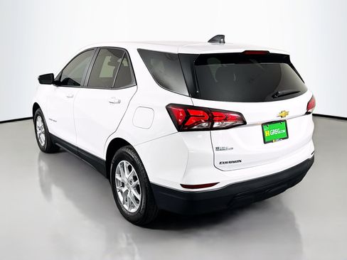 Used 2024 Chevrolet Equinox LS w/ LS Convenience Package FWD image 7
