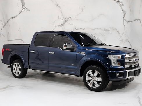 Used 2015 Ford F150 Platinum w/ Equipment Group 701A Luxury AWD/4WD image 8
