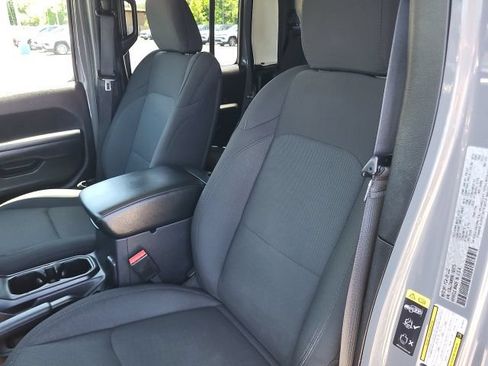 Used 2022 Jeep Gladiator Sport AWD/4WD image 33