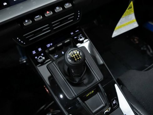 New 2026 Porsche 911 GT3 image 20