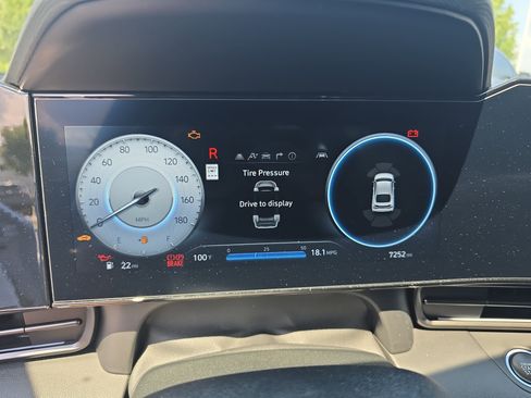 Used 2026 Hyundai Elantra N FWD image 18