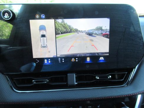 Used 2026 Chevrolet Equinox RS w/ Safety and Technology Package FWD image 29