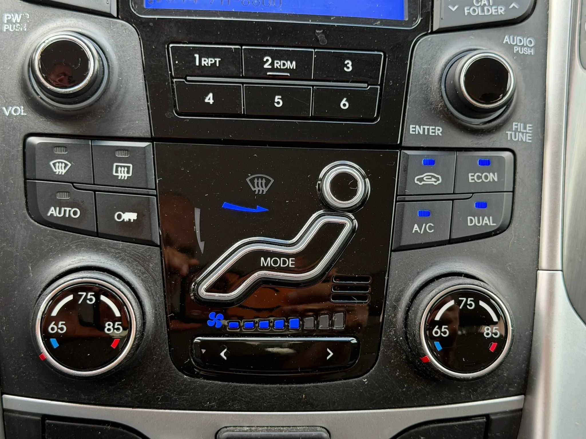 Used 2012 Hyundai Sonata Hybrid FWD image 30