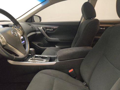 Used 2014 Nissan Altima 2.5 SV w/ Convenience Package FWD image 17