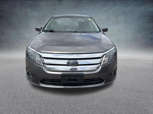 Used 2011 Ford Fusion SE FWD image 3
