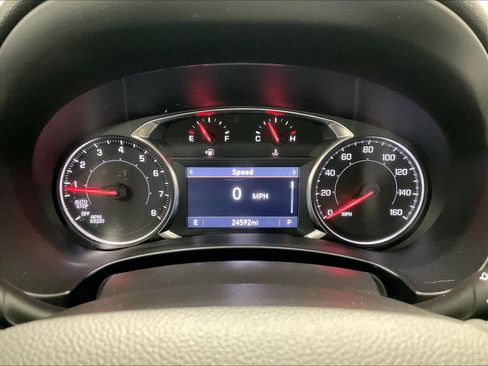 Used 2024 GMC Terrain SLT w/ Elevation Edition image 24