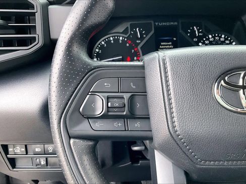 Used 2025 Toyota Tundra SR image 34