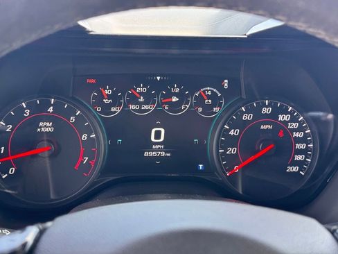 Used 2018 Chevrolet Camaro SS RWD image 20
