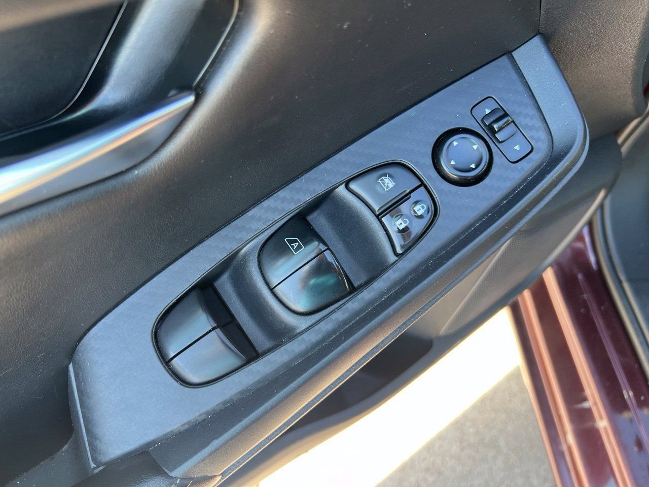 Used 2023 Nissan Sentra SV FWD image 13
