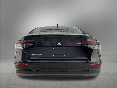 New 2026 Honda Accord SE image 4