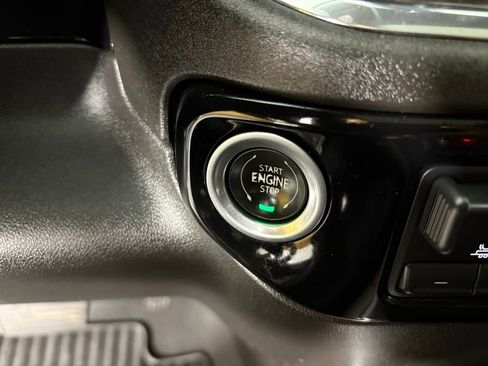 Used 2023 Chevrolet Silverado 1500 LTZ image 31