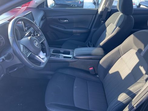 Certified 2022 Nissan Sentra SV image 4