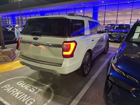 Used 2019 Ford Expedition Limited w/ Equipment Group 302A image 6