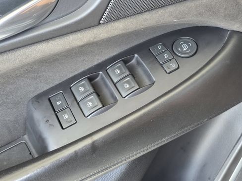 Used 2018 Cadillac Escalade Platinum AWD/4WD image 22