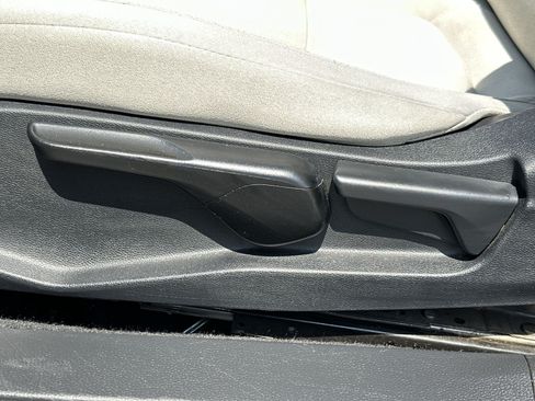 Used 2019 Honda Accord LX image 15