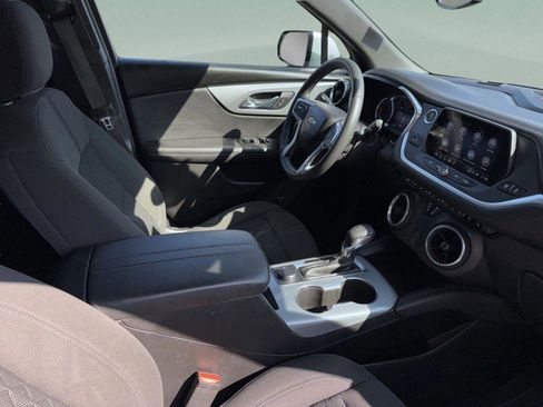 Used 2021 Chevrolet Blazer LT image 25