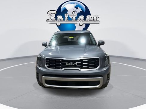 Certified 2024 Kia Telluride S w/ S Sunroof Package image 3
