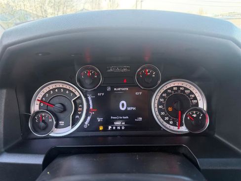 Used 2015 RAM 1500 Outdoorsman image 27