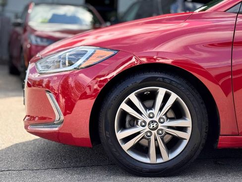 Used 2017 Hyundai Elantra Value Edition FWD image 11