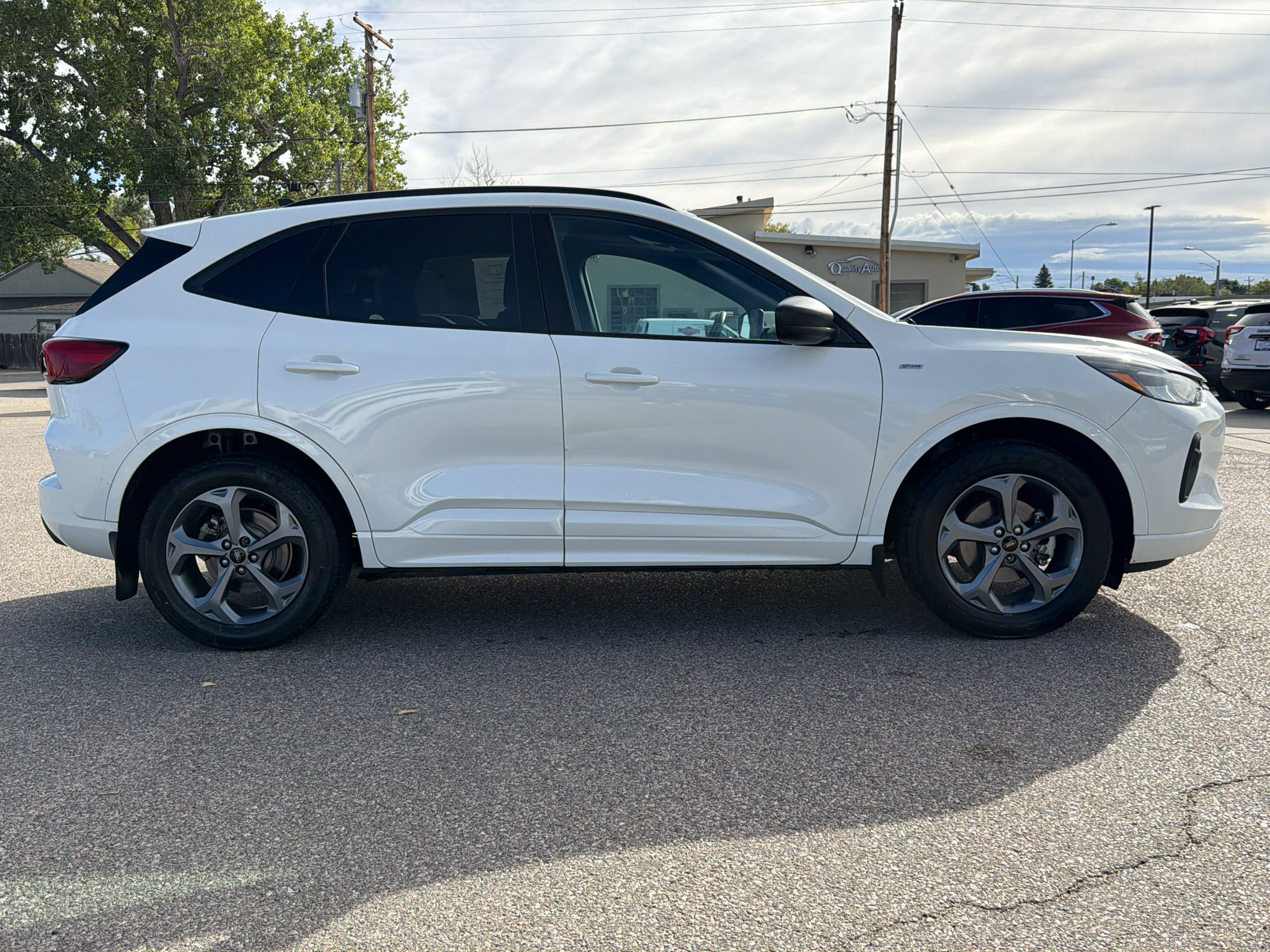 Used 2024 Ford Escape ST-Line w/ Tech Pack #1 AWD/4WD image 6