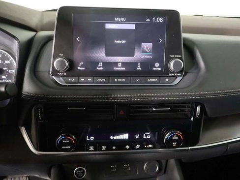 Used 2022 Nissan Rogue SV AWD/4WD image 39