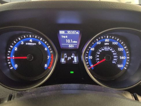 Used 2016 Hyundai Elantra GT w/ Option Group 02 image 23