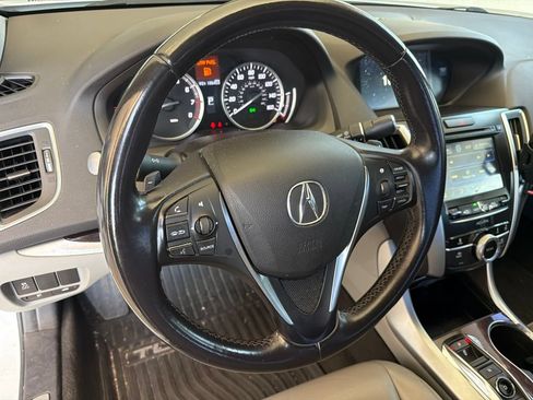 Used 2015 Acura TLX V6 FWD image 10