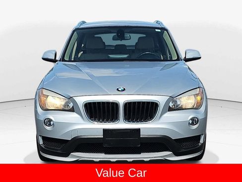 Used 2015 BMW X1 sDrive28i RWD image 9