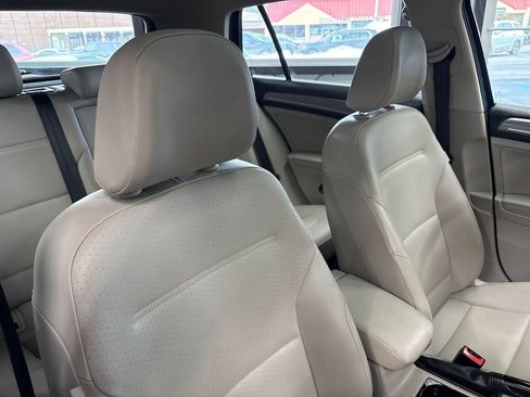 Used 2015 Volkswagen Golf S w/ Lighting Package image 48