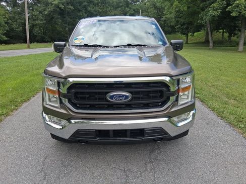 Certified 2022 Ford F150 XLT w/ Trailer Tow Package AWD/4WD image 2