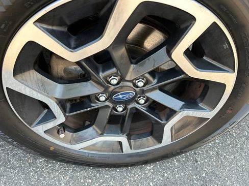 Used 2016 Subaru Crosstrek 2.0i Premium AWD/4WD image 9