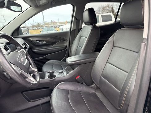 Used 2021 GMC Terrain SLT image 9
