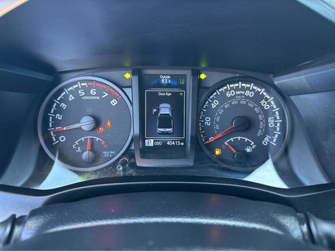 Used 2021 Toyota Tacoma SR image 21