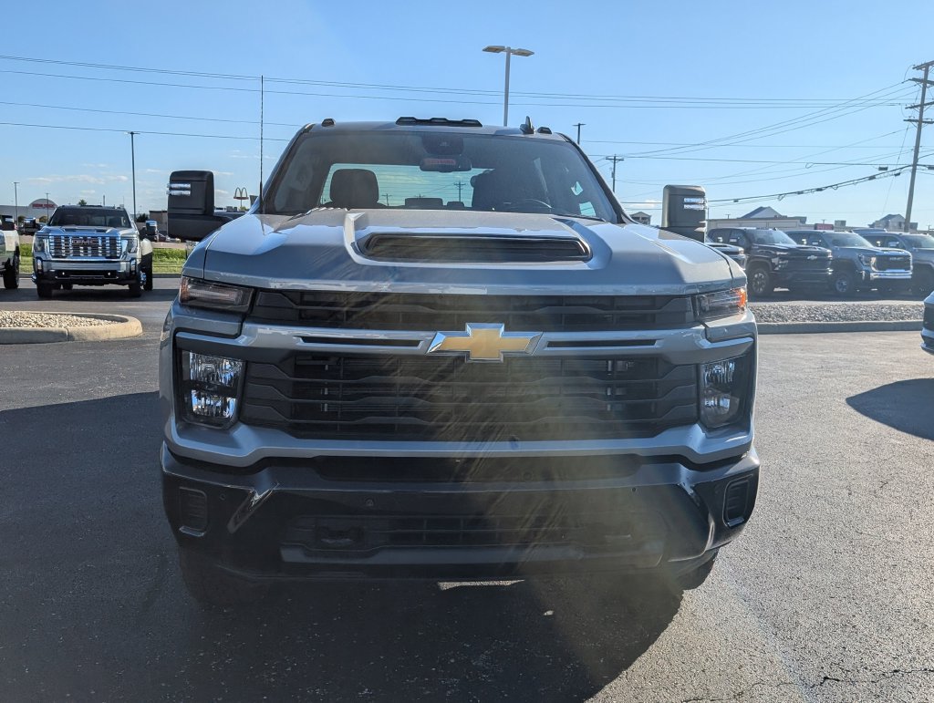 New 2026 Chevrolet Silverado 2500 Custom AWD/4WD image 2