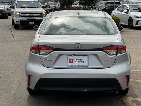 Certified 2024 Toyota Corolla LE image 5