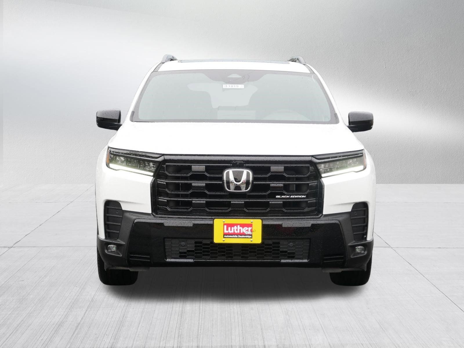 New 2026 Honda Pilot Black Edition image 2