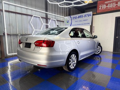 Used 2012 Volkswagen Jetta SE image 19