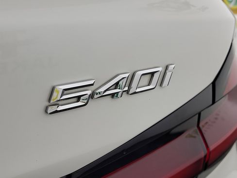 Used 2021 BMW 540i xDrive 540i xDrive w/ Premium Package image 24