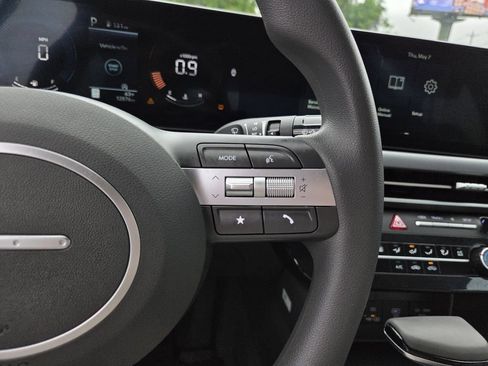 Certified 2025 Hyundai Sonata SE FWD image 23