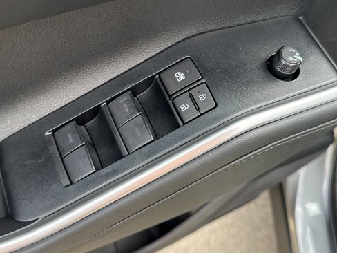 New 2025 Toyota Highlander XLE AWD/4WD image 24